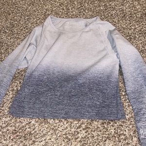 Ombré crop top